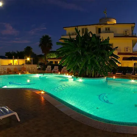 Apartament 1 Bedroom Amazing In Ricadi